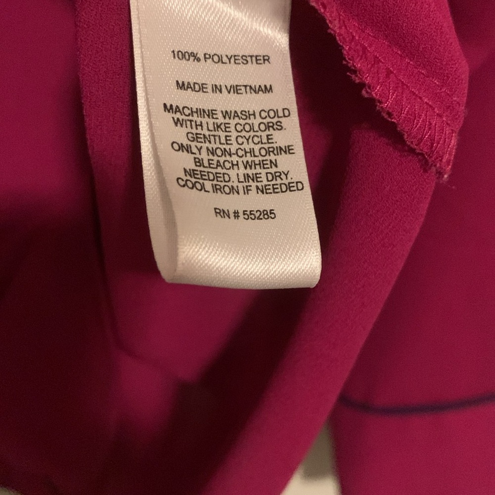 Express Button Down - Size Medium - Picture 4 of 4